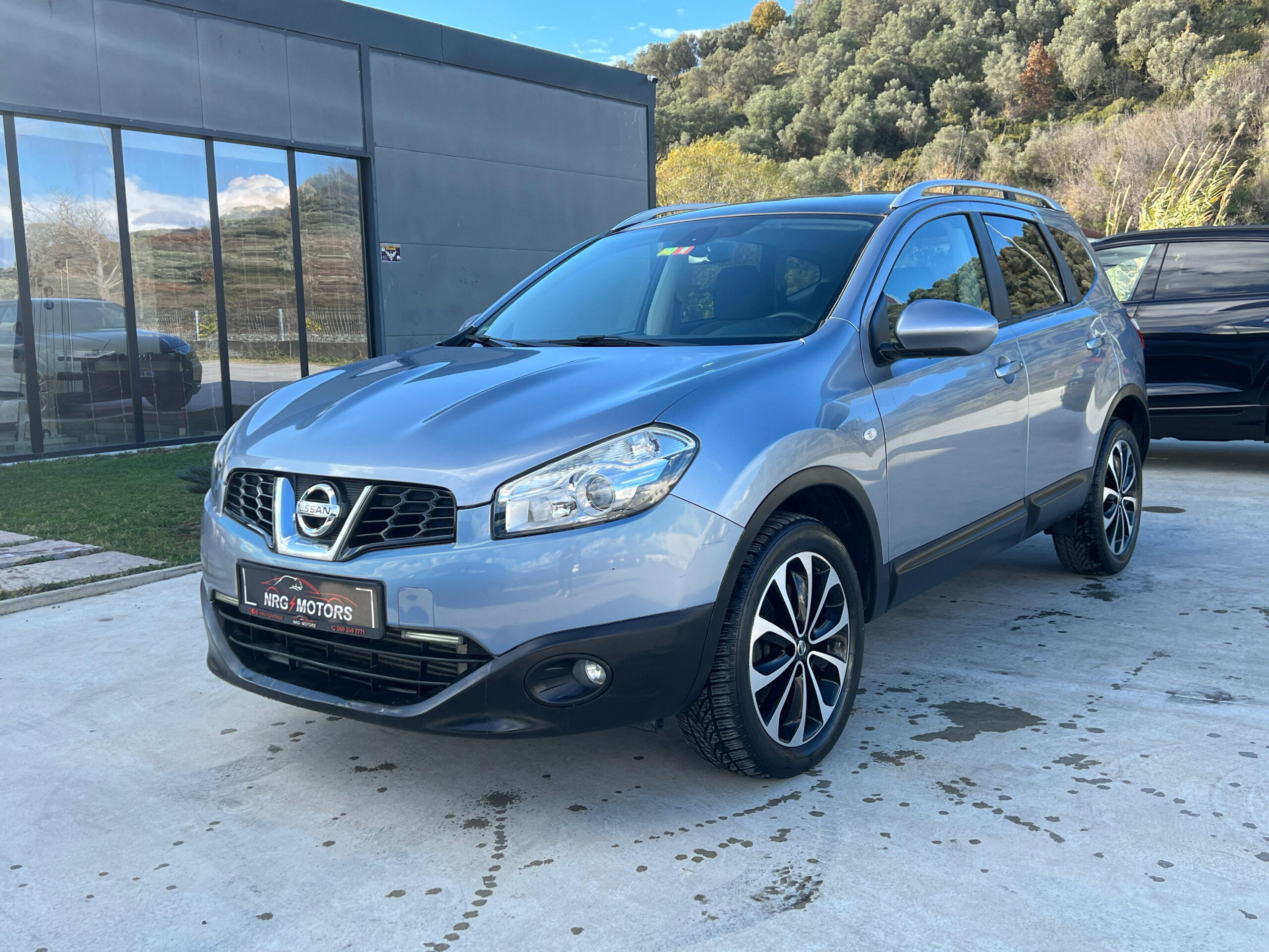 Nissan Qashqai ne Shitje 7 Vende, Viti 2011, Kambio Automatike Full Options, Panorama. 137.000 km me garanci - NRG Motors